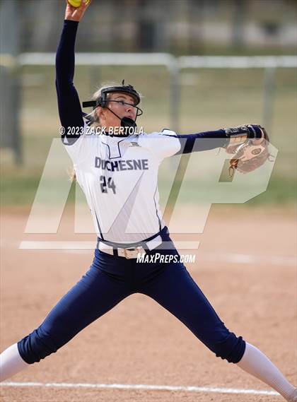 Thumbnail 1 in Wayne @ Duchesne photogallery.