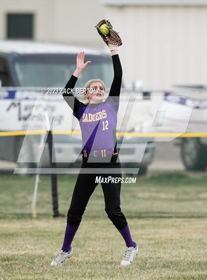 Thumbnail 3 in Wayne @ Duchesne photogallery.