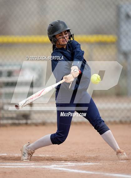 Thumbnail 3 in Wayne @ Duchesne photogallery.