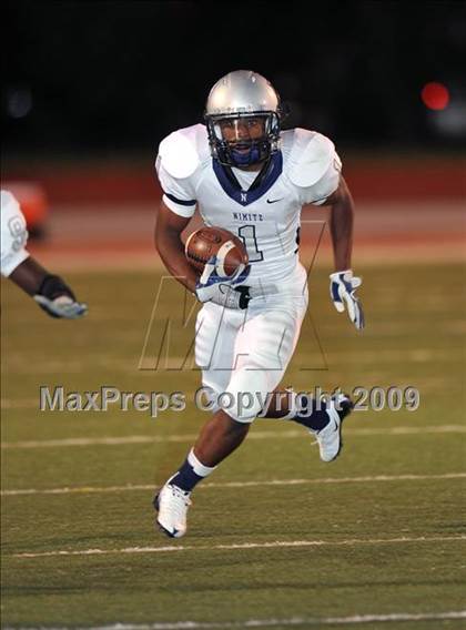 Thumbnail 1 in Allen @ Nimitz (Texas 5A D2 Region I Bi-District Playoffs) photogallery.