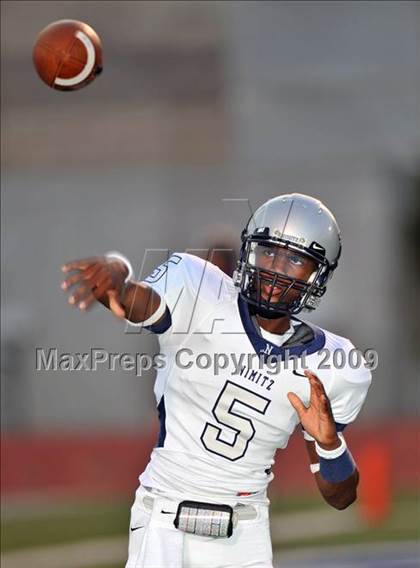 Thumbnail 2 in Allen @ Nimitz (Texas 5A D2 Region I Bi-District Playoffs) photogallery.