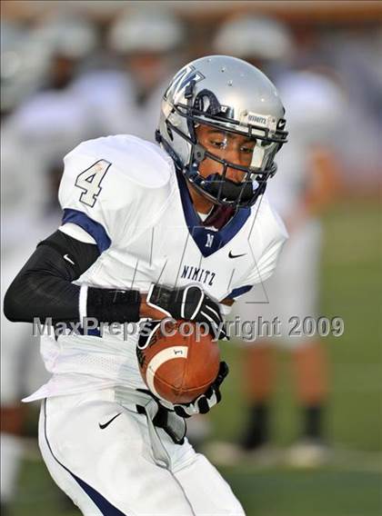 Thumbnail 2 in Allen @ Nimitz (Texas 5A D2 Region I Bi-District Playoffs) photogallery.