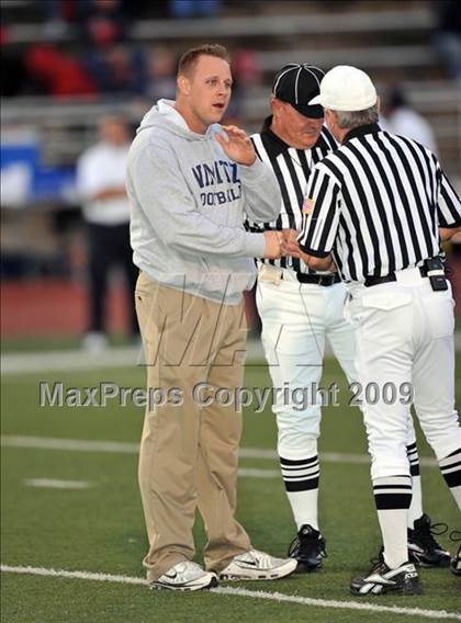 Thumbnail 1 in Allen @ Nimitz (Texas 5A D2 Region I Bi-District Playoffs) photogallery.