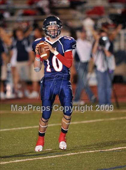 Thumbnail 2 in Allen @ Nimitz (Texas 5A D2 Region I Bi-District Playoffs) photogallery.