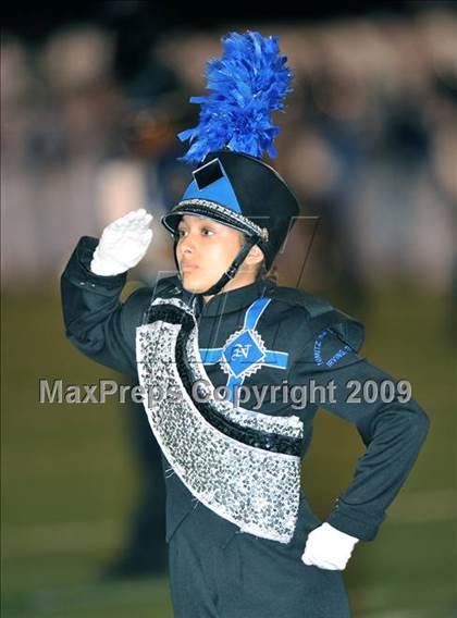 Thumbnail 2 in Allen @ Nimitz (Texas 5A D2 Region I Bi-District Playoffs) photogallery.
