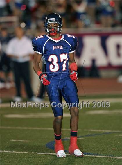 Thumbnail 2 in Allen @ Nimitz (Texas 5A D2 Region I Bi-District Playoffs) photogallery.
