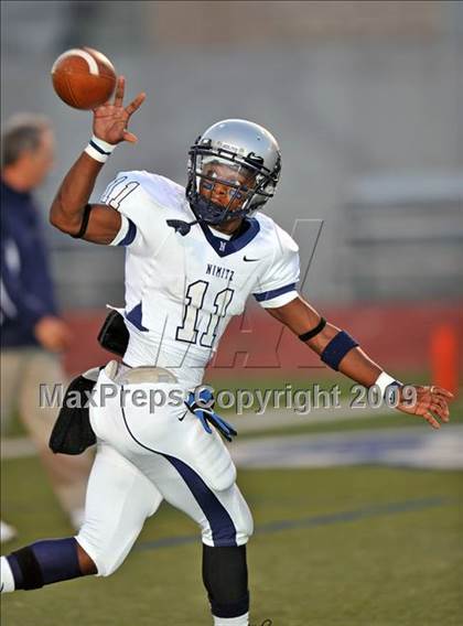 Thumbnail 2 in Allen @ Nimitz (Texas 5A D2 Region I Bi-District Playoffs) photogallery.