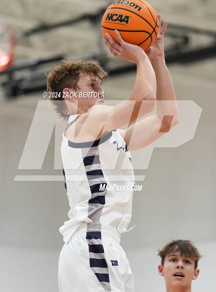Thumbnail 1 in Altamont @ Duchesne photogallery.