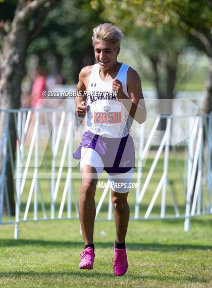 Thumbnail 2 in UIL Cross Country 4A Finals (5K) photogallery.