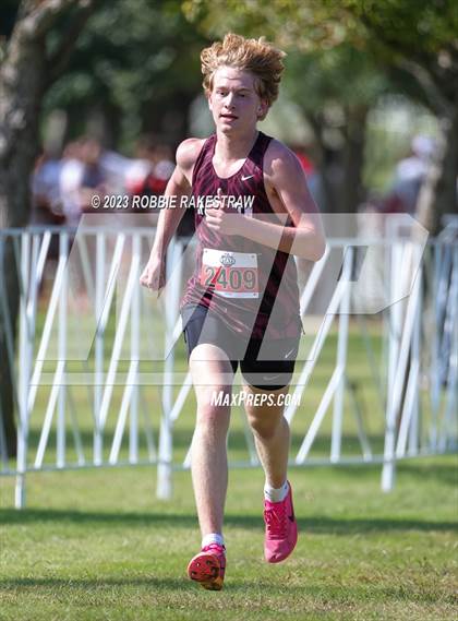 Thumbnail 2 in UIL Cross Country 4A Finals (5K) photogallery.