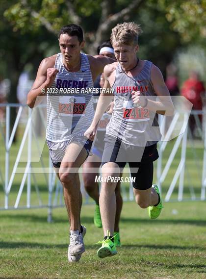 Thumbnail 3 in UIL Cross Country 4A Finals (5K) photogallery.