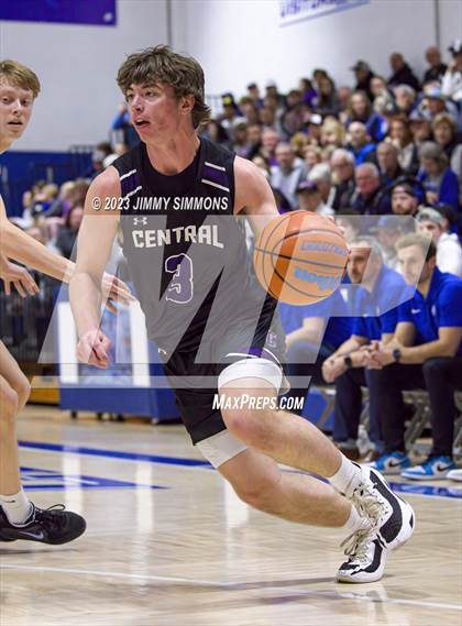 Thumbnail 3 in Breese Central @ Columbia photogallery.