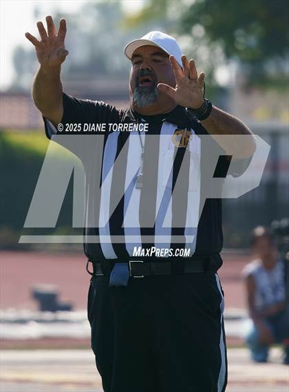 Thumbnail 3 in Adelanto vs Bishop Alemany (CIF SS Division 6 Championship) photogallery.