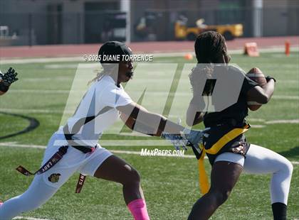 Thumbnail 2 in Adelanto vs Bishop Alemany (CIF SS Division 6 Championship) photogallery.