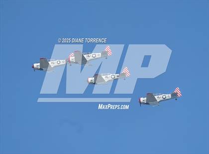 Thumbnail 3 in Adelanto vs Bishop Alemany (CIF SS Division 6 Championship) photogallery.