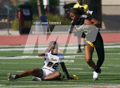Thumbnail 2 in Adelanto vs Bishop Alemany (CIF SS Division 6 Championship) photogallery.