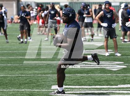 Thumbnail 3 in Rancho Cucamonga vs. St. John Bosco (Battle At The Beach) photogallery.