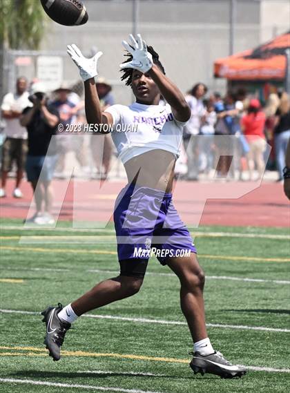 Thumbnail 2 in Rancho Cucamonga vs. St. John Bosco (Battle At The Beach) photogallery.