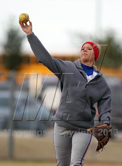 Thumbnail 1 in Bullard vs Pleasant Grove (Forney-North Forney Invitational) photogallery.