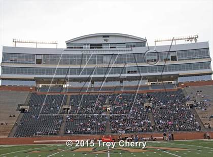 Thumbnail 2 in Plymouth vs. Robbinsville (NCHSAA 1A Final) photogallery.