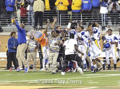 Thumbnail 2 in Plymouth vs. Robbinsville (NCHSAA 1A Final) photogallery.