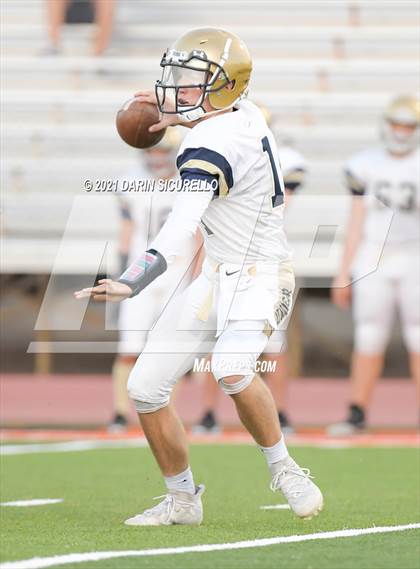 Thumbnail 1 in Desert Vista @ Corona del Sol photogallery.