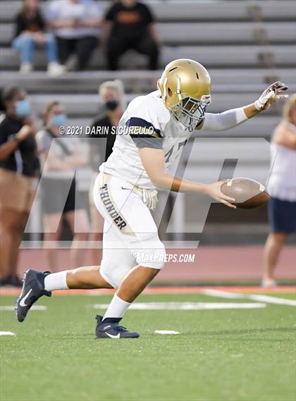 Thumbnail 2 in Desert Vista @ Corona del Sol photogallery.