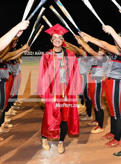Thumbnail 1 in River Valley vs Benson (AIA 2A Final - Awards) photogallery.