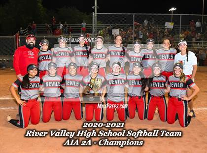 Thumbnail 2 in River Valley vs Benson (AIA 2A Final - Awards) photogallery.