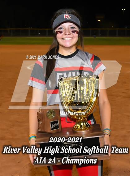 Thumbnail 3 in River Valley vs Benson (AIA 2A Final - Awards) photogallery.