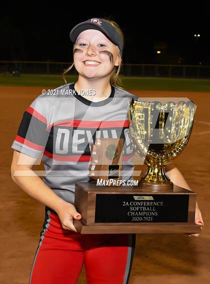 Thumbnail 2 in River Valley vs Benson (AIA 2A Final - Awards) photogallery.