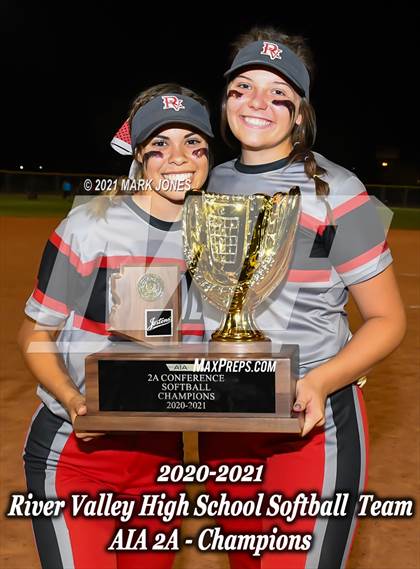 Thumbnail 2 in River Valley vs Benson (AIA 2A Final - Awards) photogallery.