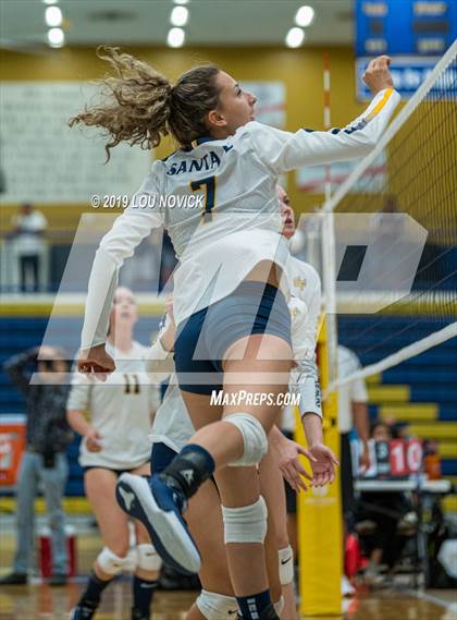 Thumbnail 3 in Pojoaque Valley vs. Santa Fe photogallery.