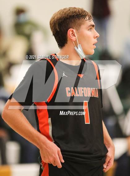 Thumbnail 1 in California vs. Alameda (Oscar Frayer Invitational) photogallery.