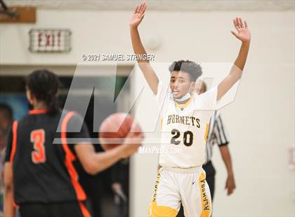 Thumbnail 3 in California vs. Alameda (Oscar Frayer Invitational) photogallery.