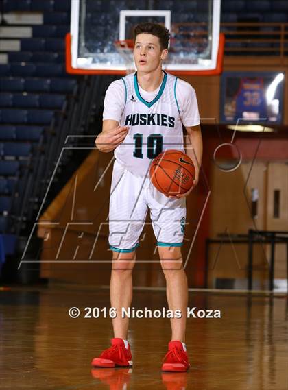 Thumbnail 2 in Westchester vs. Sheldon (Tarkanian Classic) photogallery.