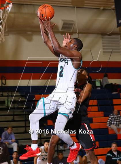 Thumbnail 2 in Westchester vs. Sheldon (Tarkanian Classic) photogallery.