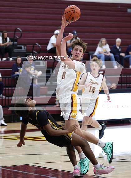 Thumbnail 3 in Stony Point @ Dripping Springs photogallery.