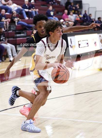 Thumbnail 2 in Stony Point @ Dripping Springs photogallery.