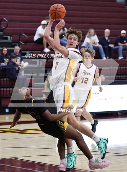 Thumbnail 2 in Stony Point @ Dripping Springs photogallery.