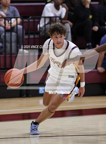 Thumbnail 3 in Stony Point @ Dripping Springs photogallery.