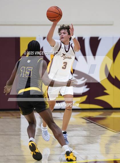 Thumbnail 1 in Stony Point @ Dripping Springs photogallery.