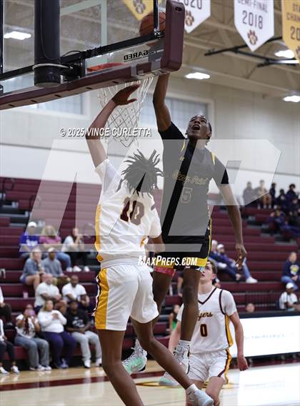 Thumbnail 3 in Stony Point @ Dripping Springs photogallery.