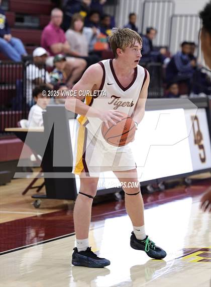 Thumbnail 3 in Stony Point @ Dripping Springs photogallery.