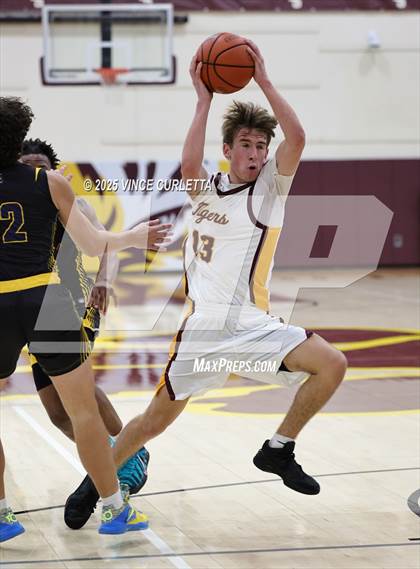 Thumbnail 1 in Stony Point @ Dripping Springs photogallery.