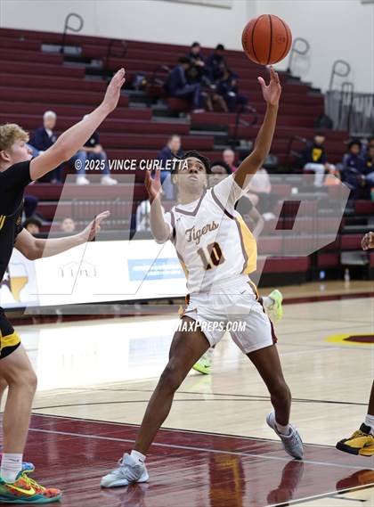 Thumbnail 3 in Stony Point @ Dripping Springs photogallery.