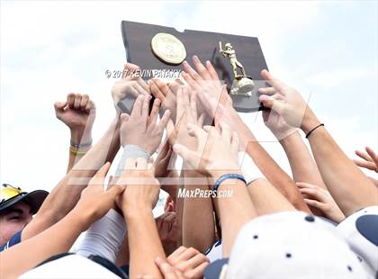 Thumbnail 2 in Staples vs. Amity Regional (CIAC Class LL Final) photogallery.