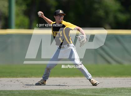 Thumbnail 1 in Staples vs. Amity Regional (CIAC Class LL Final) photogallery.