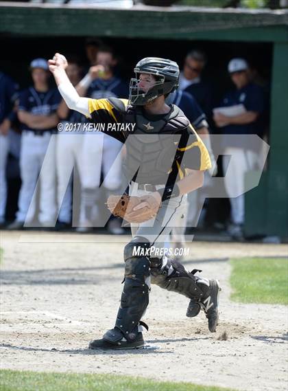 Thumbnail 3 in Staples vs. Amity Regional (CIAC Class LL Final) photogallery.