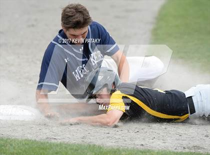 Thumbnail 3 in Staples vs. Amity Regional (CIAC Class LL Final) photogallery.